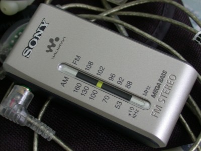 sony pocket radio